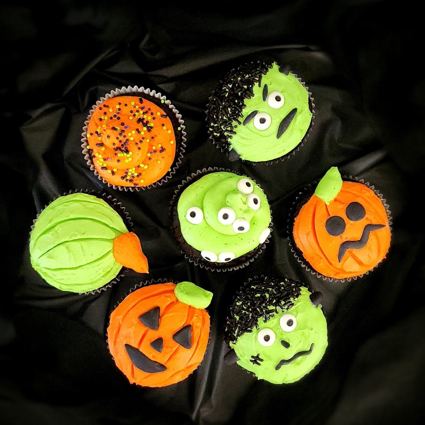 Halloween Cupcake-Decorating Workshop - 10/12/23