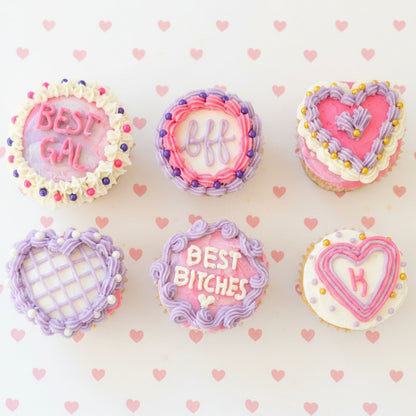 Cupcakes with vintage piping techniques for Galentine's Day at Cake Hoopla.